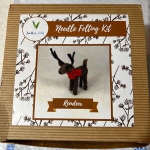 Needle Felting Kit Reindeer Feather Felts Intermediate Made England 18 cm Tall